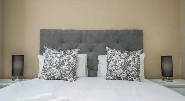 Апартаменты Deluxe 801 The Tyrwhitt Rosebank - Adults Only