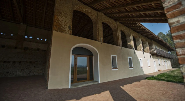 Tenuta Cascina Nuova, Boek Hotel Perosa Canavese Piemonte
