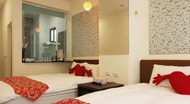 Номер Standard Sun Moon Lake Crown Yu Hotel