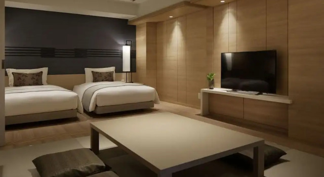 Номер Deluxe с балконом Kobe Minato Onsen Ren