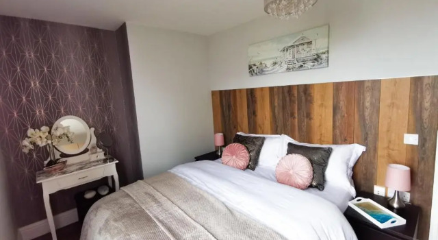 Sunrise View 2 Bed Apartment Sleeps 4 Spa Bath, Varaa Huoneisto Asunnot kohteessa Merseyside, Huoneisto