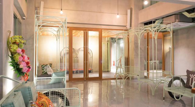 Samsen Street Hotel
