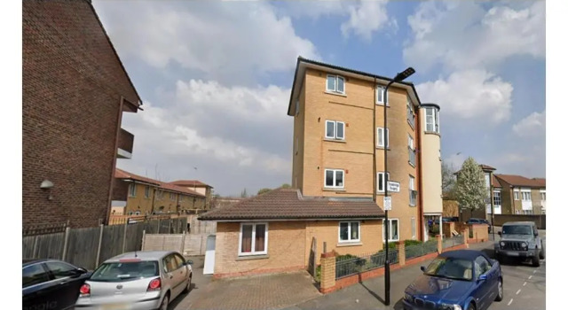 London Zone 2 Lovely 4 bedroom Apartment - 3 Trowbridge Road, Забронировать Апартаменты/квартира Лондон Большой Лондон, рядом с Театр Royal Stratford East