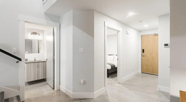 Station 1 by Terra Hospitality, Buchen Sie Hotel Moncton New Brunswick, in der Nähe von Moncton-Stadion
