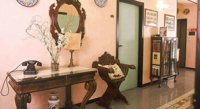 Amba Hotel