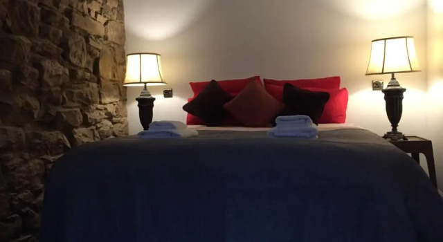 Люкс Royal Mile Suites by the Castle