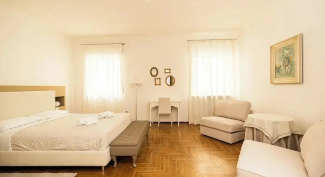 Residenza Serego - affaccio scavi Romani, Забронировать Апартаменты/квартира Верона Венето, рядом с Базилика Св. Апостолов