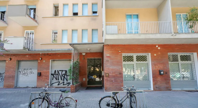 Sant'Orsola Colorful Huge Apartment, Забронировать Апартаменты/квартира Савена 