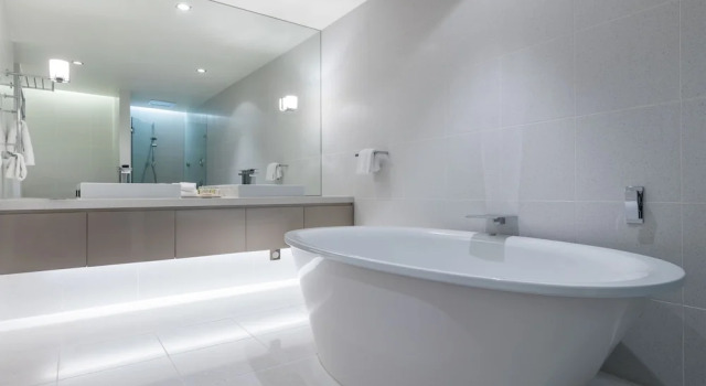 Люкс с балконом RACV Torquay Resort