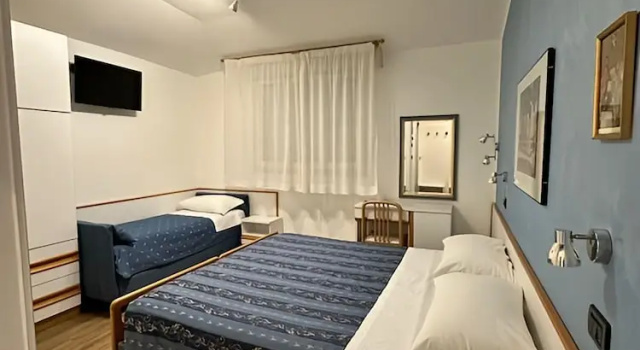 Трёхместный номер Economy Hotel Piccinelli