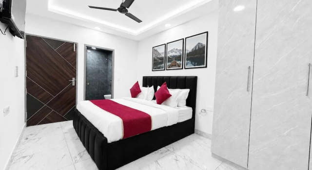 Mauryan Signature Hotel NHPC Metro, Book Hotel Faridabad Haryana