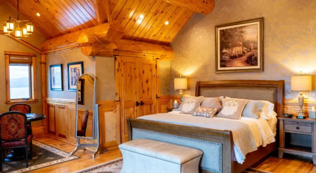Люкс с балконом Coyote Bluff Estate