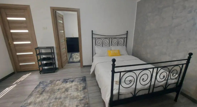 ANDI 2-apartament 2 camere, Rezerwuj Apartament Hotele w Carpathians - Romania z parkingiem, Parking