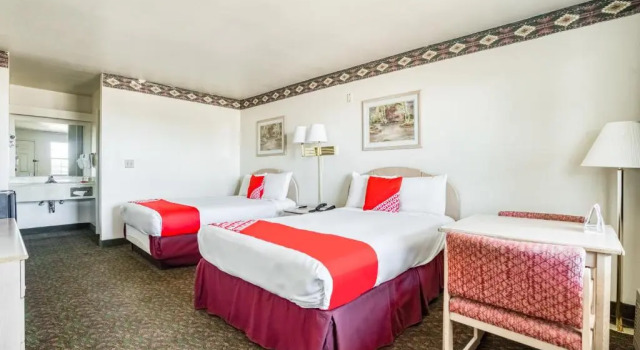 Четырёхместный номер Standard OYO Hotel Wichita Falls I-44 Sheppard Airforce