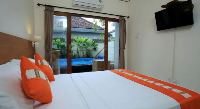 RedDoorz Near Raya Petitenget, Rezervovat Hotel Hotely v Bali s bazénem, Bazén