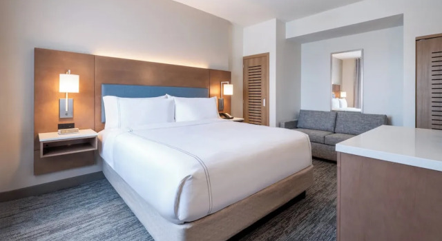 Люкс EVEN Hotel Miami - Doral Area, by IHG