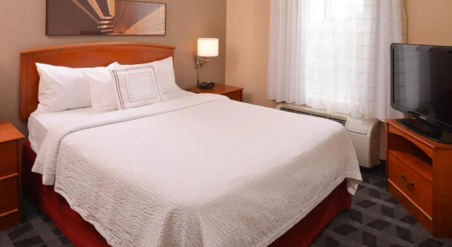 Двухместный люкс Candlewood Suites St Louis St Charles by IHG
