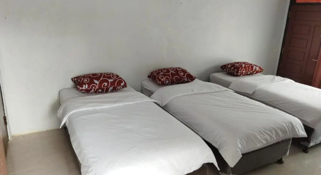 Трёхместный номер Standard Asmanida Syariah Guest House