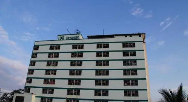 AEK Apartment, Забронировать Апартаменты/квартира Отели Чаченгсау с парковкой, Парковка