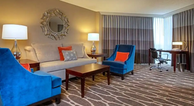 Двухместный люкс Executive Floor c 1 комнатой Hilton Houston Westchase