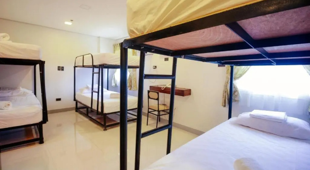 Семейный номер Standard Belltower CSheLi Suites Bantay - Vigan