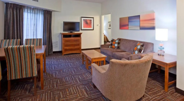 Люкс с 2 комнатами Candlewood Suites Eagan - Mall of America Area by IHG