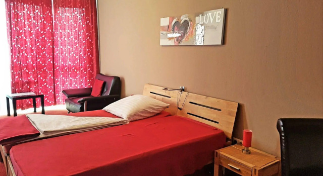 Hotel Marktterrassen, Забронировать Отель Хеннеф Bergisches Land