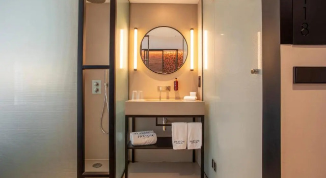 Трёхместный номер Deluxe Hotel Paxton Barcelona