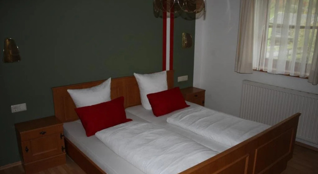 Haus Manuela, Забронировать Отель Отели Раурис 3 звезды, рядом с Schwazerlift 1, 3*