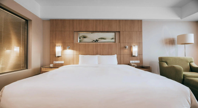 Двухместный номер Standard Holiday Inn Changzhou Wujin by IHG