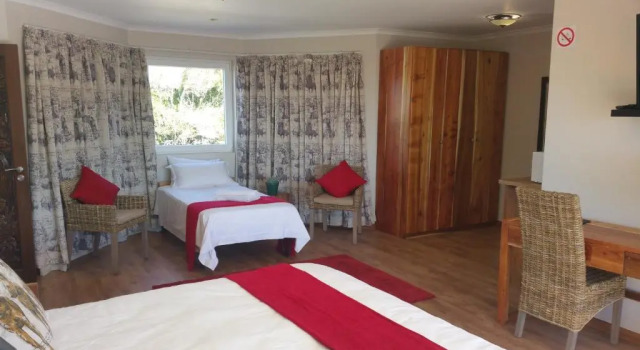 Трёхместный люкс с видом на море Lala Panzi B&B