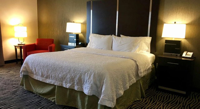 Двухместный номер Hampton Inn and Suites Tulsa Central