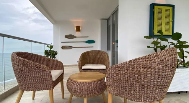 Апартаменты w Majestic Loft w Ocean View in Crespo
