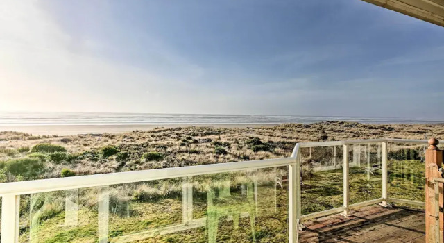 Коттедж c 1 комнатой с балконом Sanderling Sea Cottages, Unit 12