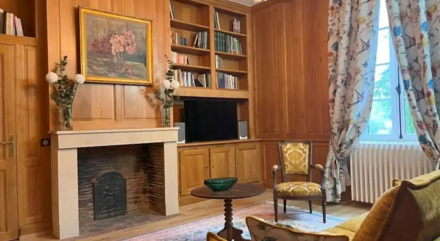 Château Ecrin de lumiere, Book Pension SPA-hoteller i Red Perigord, SPA