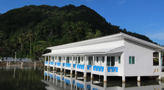 Двухместный номер Deluxe с балконом и с красивым видом из окна Anavilla Tangke Resort