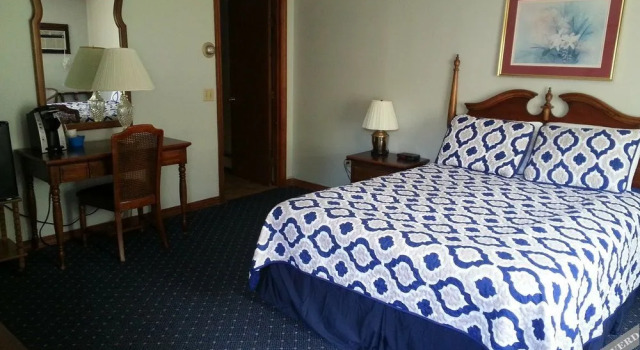 Olde Tavern Motel and Inn - Cape Cod, Забронировать Мотель Отели Массачусетса 3 звезды, 3*