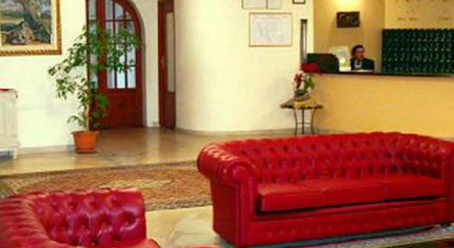 Hotel Akrabello