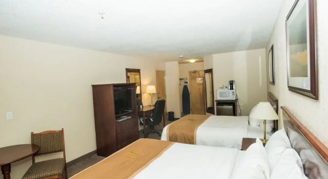 Номер Superior Lakeview Inns & Suites - Chetwynd