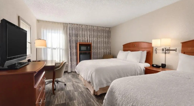 Четырёхместная студия Premium Hampton Inn Denver - Northwest Westminster
