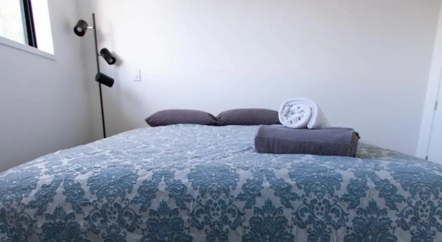 1 Bedroom Gem with Hagley Park at Your Doorstep, Забронировать Отель Аддингтон Крайстчёрч