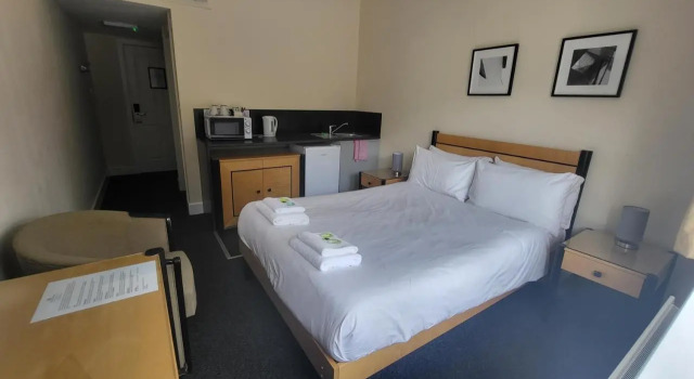 M J B Hotels Group Accommodation, Rooms, Norwich NR23DB