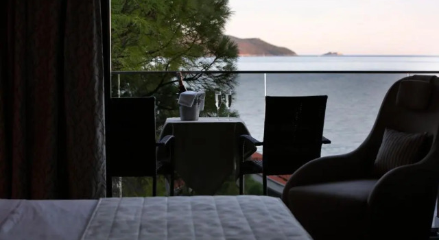 Люкс Deluxe с балконом и с видом на море Palmon Bay Hotel & Spa