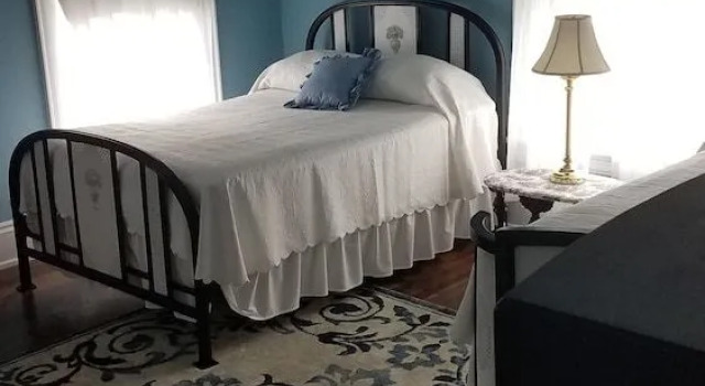 The Old Victorian Inn, Book Hotel Hoteller i Hinton med parkering, Parkering