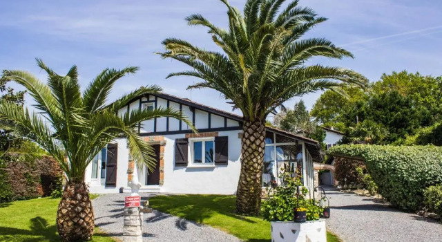 Villa Yoda, Prenota Villa Ville a Aquitania, Villa