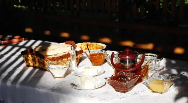 Gayane & Khikar B&B, Prenota Bed & breakfast Hotel economici a Vayots Dzor region