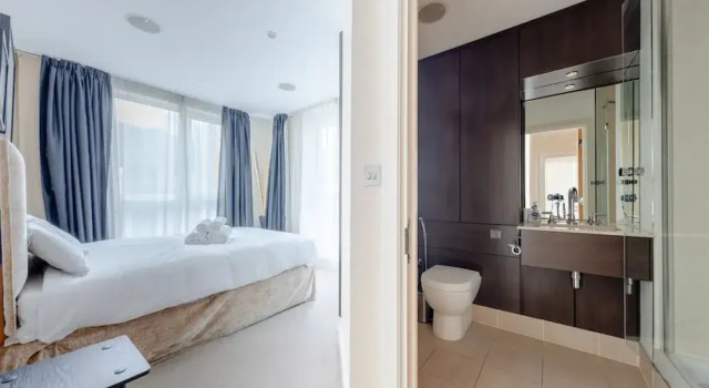Gorgeous 3 Bedroom Flat in Vauxhall With City Views