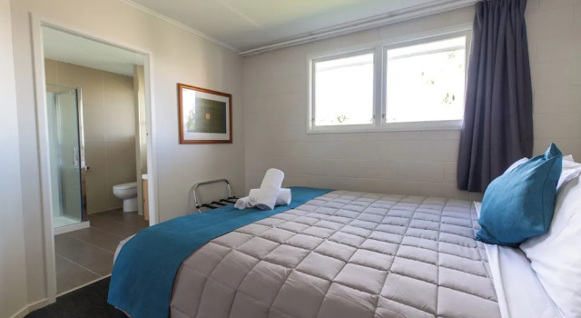 Апартаменты Lake Breeze Motel