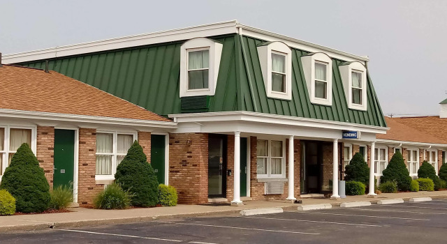 Travelodge by Wyndham New Philadelphia, Book Hotel New Philadelphia 