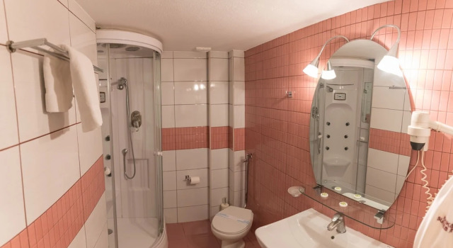 Двухместный номер Standard с балконом Krikonis Hotel